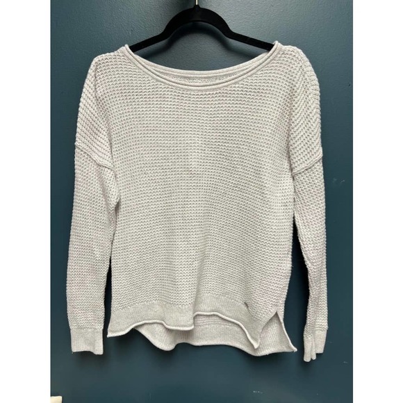 Hollister Light Grey Waffle Knit Cozy Sweater - Picture 2 of 4
